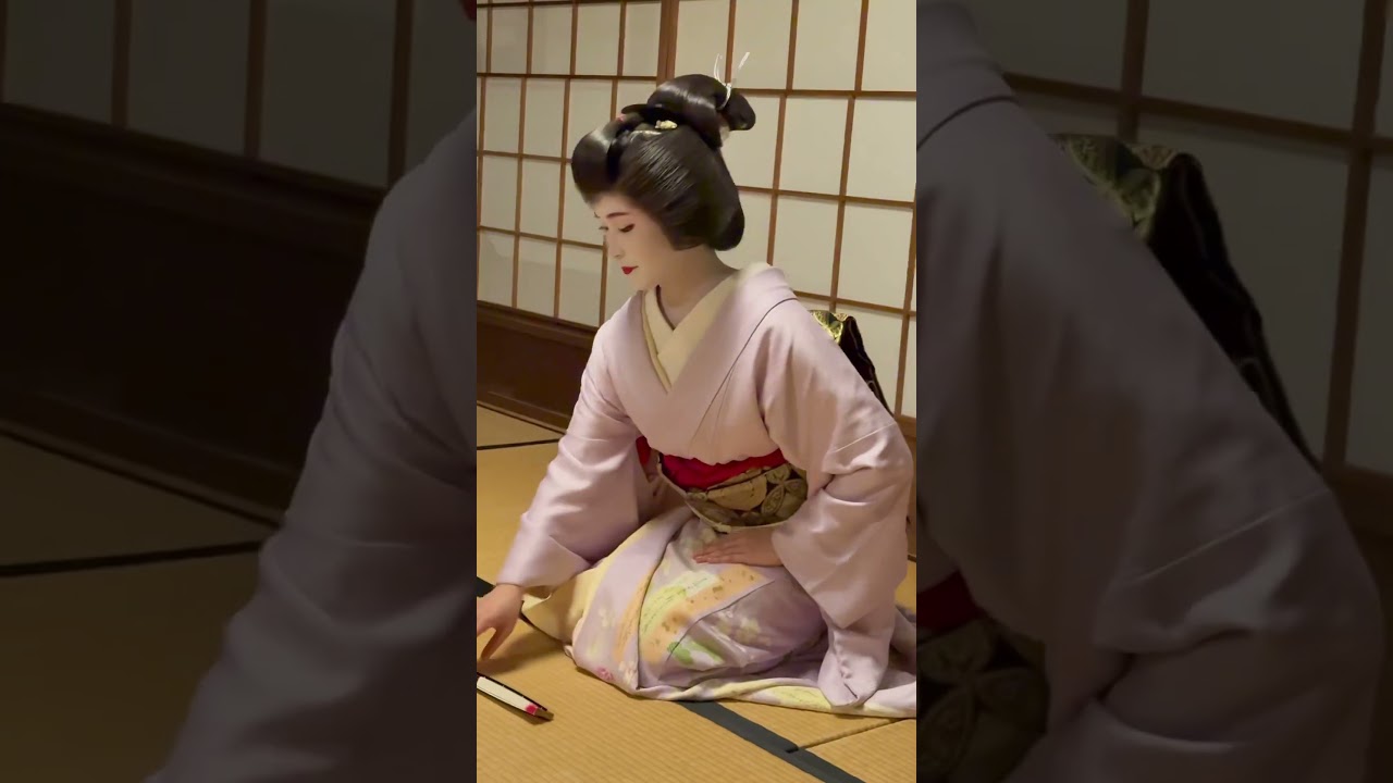 Very rare geisha dance I Kyoto Japan.