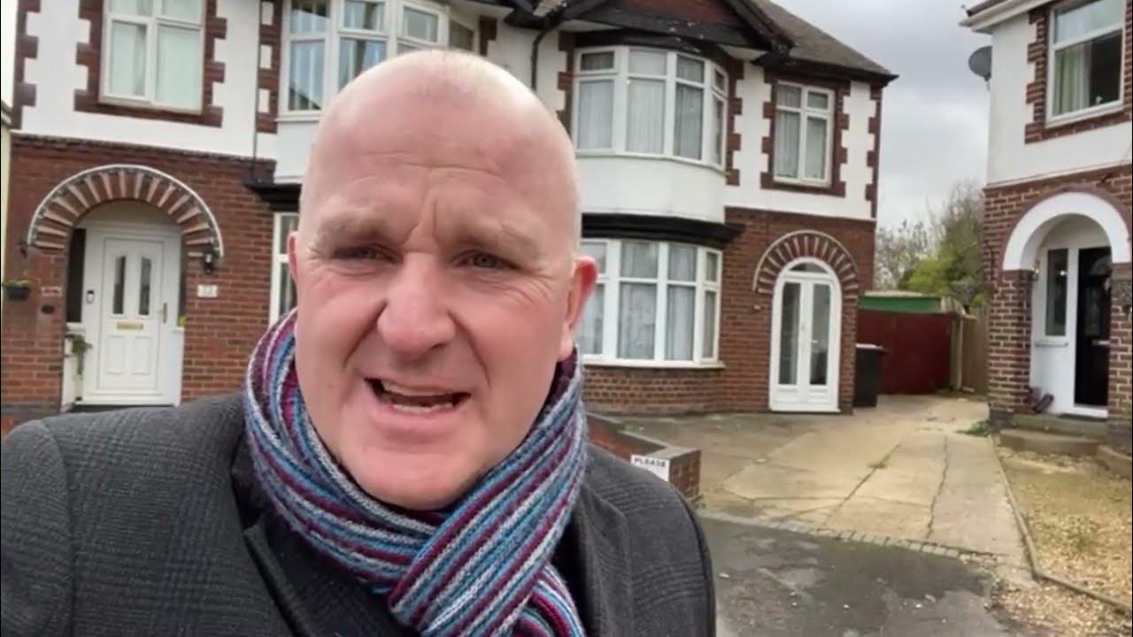 House for Sale in Nuneaton Richmond Road, Nuneaton with Hawkins