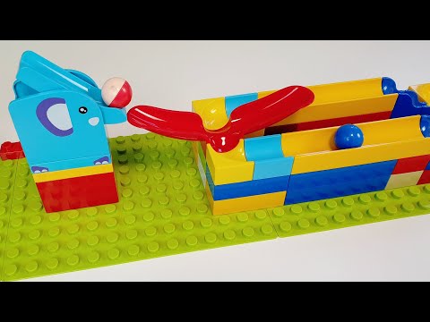 Шарики марблс прокладывают разный маршрут Satisfying building blocks Marble run ASMR