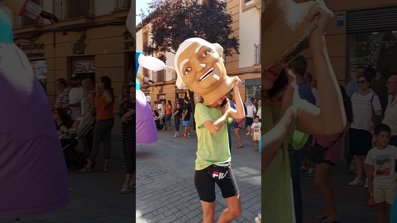 Gigantes y cabezudos Alcalá de Henares 2019