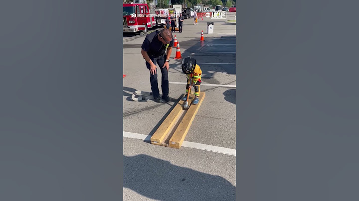 Tiny firefighter shows off impressive strength