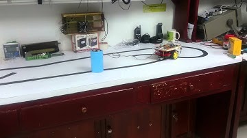 ROBOT SEGUIDOR DE LINEA Y EVASOR DE OBSTACULOS