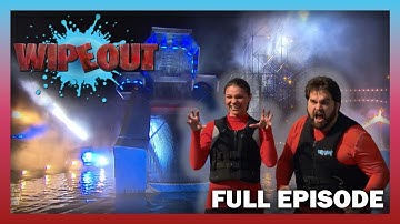 Couples Take On The Ultimate Relationship Test | Full Episode | Wipeout USA | S3 E8