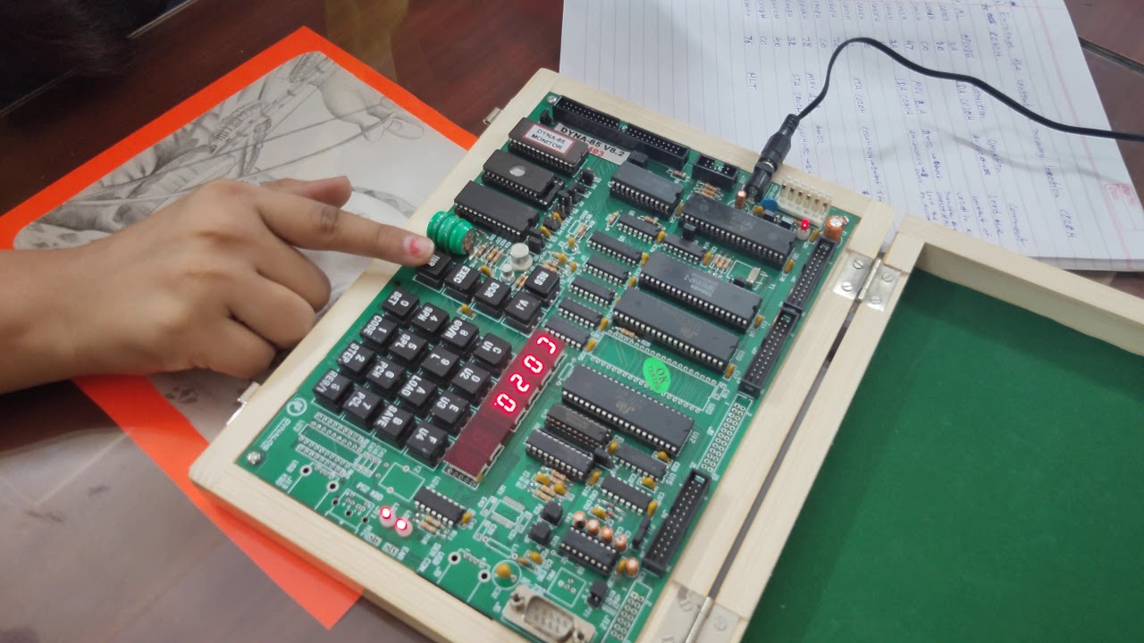 Exchange the content of memory location : 8085 microprocessor - YouTube