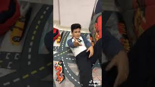 Lan Senin Kafana Sıçayım Kaldırsana Beni Burdan