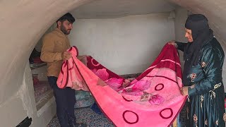 Download Lagu Grandma's dream goal in winter blizzards: discovering the second secret shelter MP3