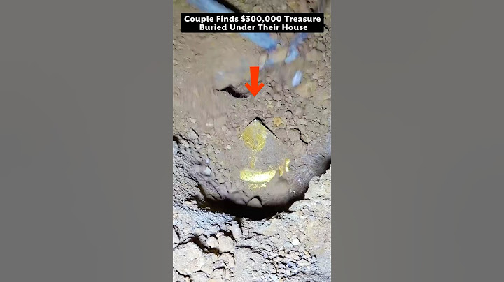 Couple discovers hidden treasure under kitchen floor 😮