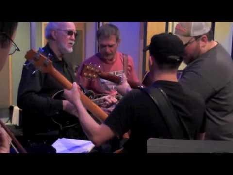 Doyle Lawson & Quicksilver "In The Studio"