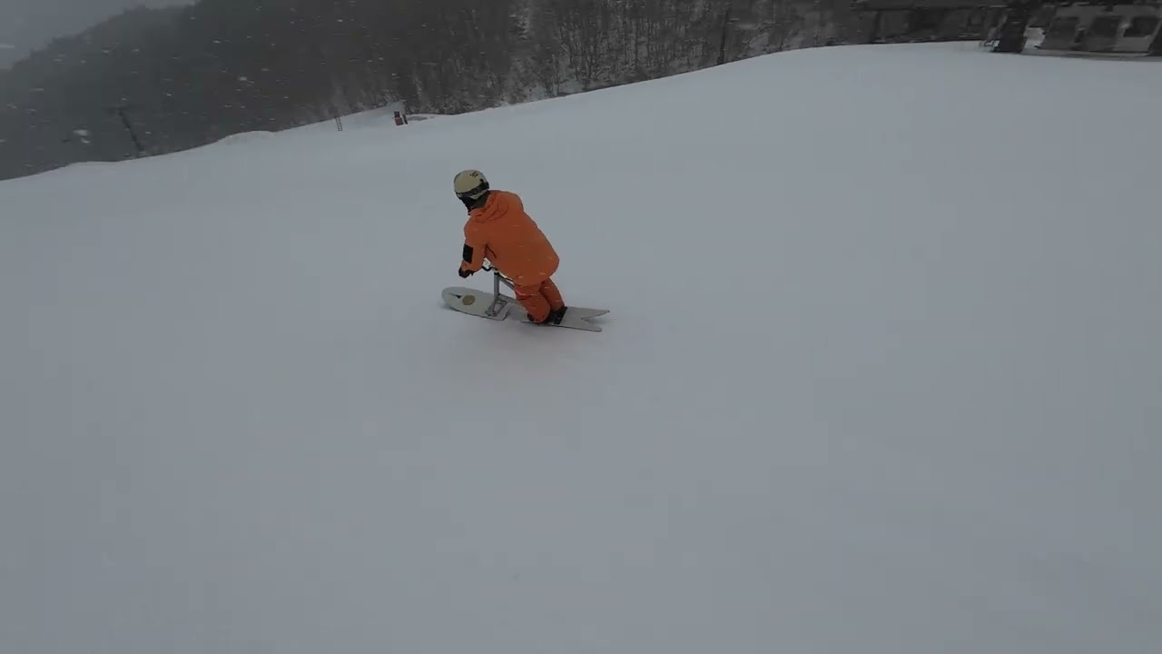 ロマ神ドローン撮影スクート