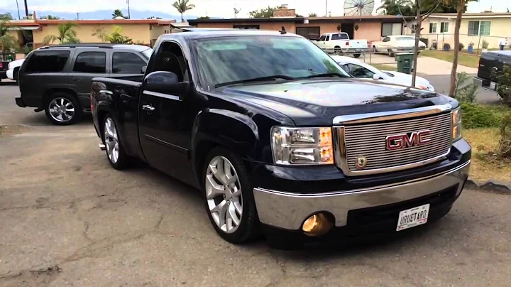 My Sierra lowered on 22s