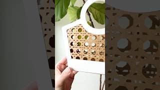 Make a beach bag gift box with your Cricut machine! #craftaddict