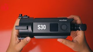 كشاف ليد احترافي للمبدعين فقط Godox Focusing LED Light S30 screenshot 3
