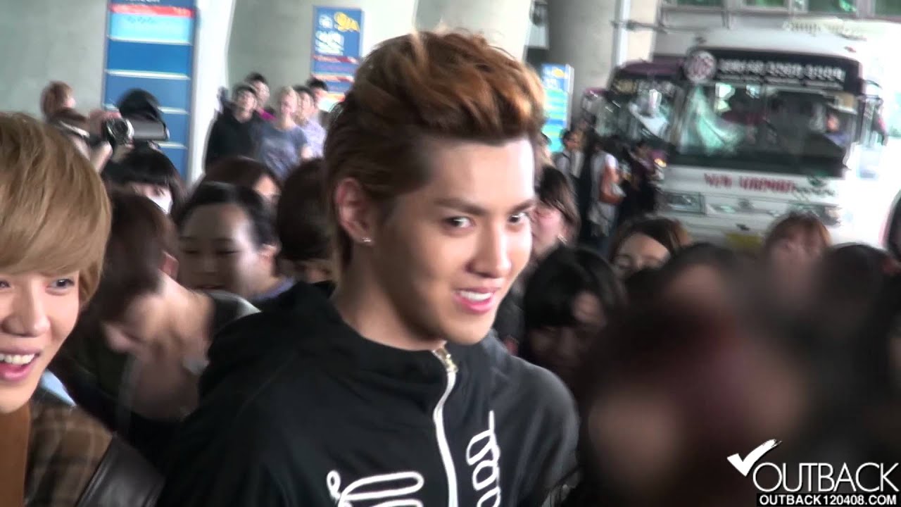 121003 EXO-M 인천공항(Incheon Airport) 입국 1080p