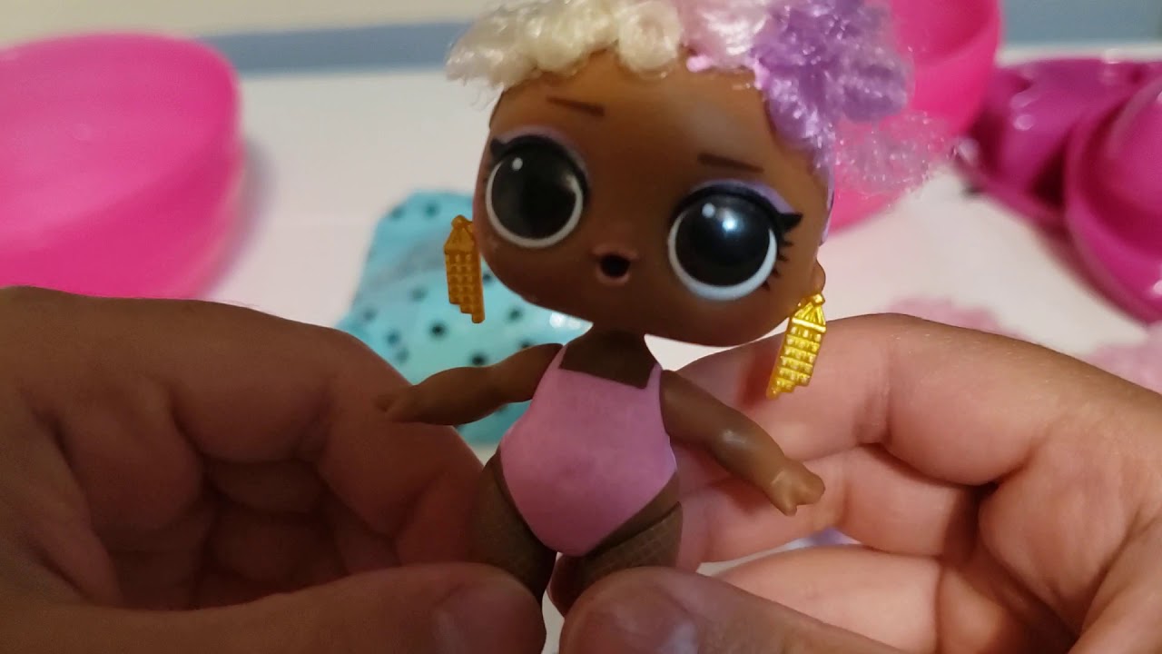 Unboxing an lol doll! - YouTube