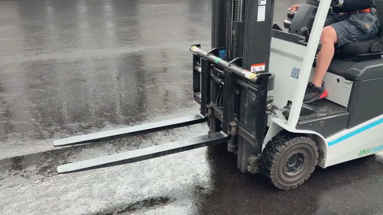 1,5 ton motviktstruck Uni Carriers TX3-15