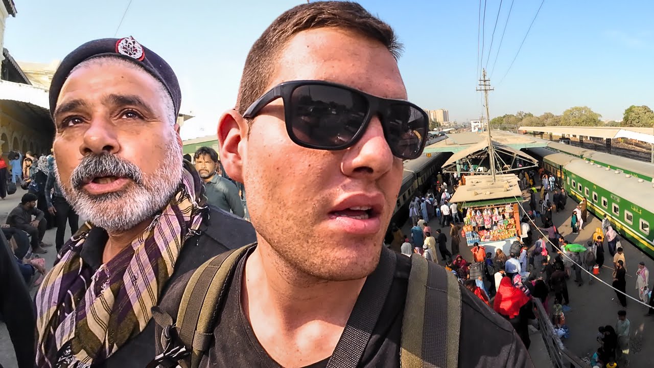 Pákistánská 21 Hodinová Cesta Vlakem z Karáčí do Lahore! 🇵🇰