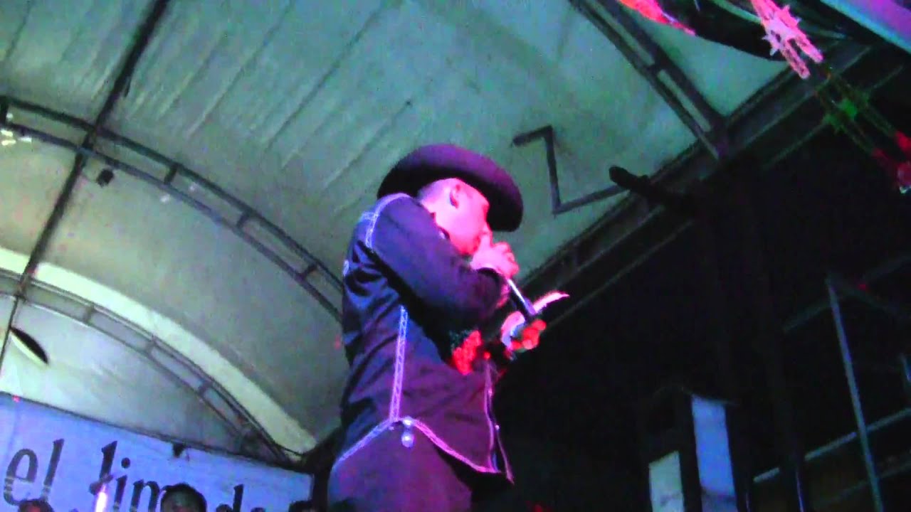 El Flaco Elizalde En El Tamborazo 2010 Youtube