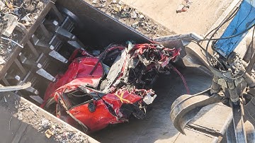 Extreme CLOSE-UP of SHREDDER! Scrap Metal ELV Cars into HUGE Shredder | Massive Scrapyard in Preston