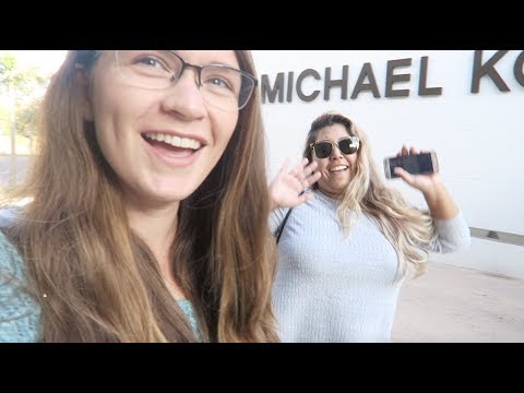 CRACKING NUTS | Vlogmas Day 23