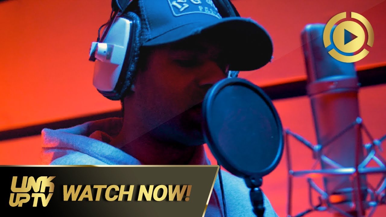 Robbahollow - HB Freestyle | Link Up TV