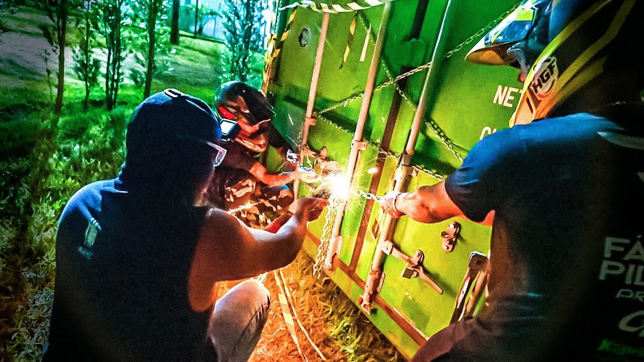 MEU CONTÊINER FOI ATACADO! VOU DESCOBRIR QUEM FOI 🤬