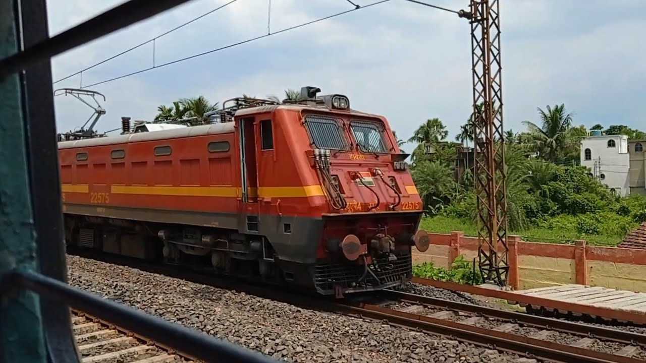 Crossing Trains | Bagh & Malda Intercity Special crossings Bandel Patrol Special Train