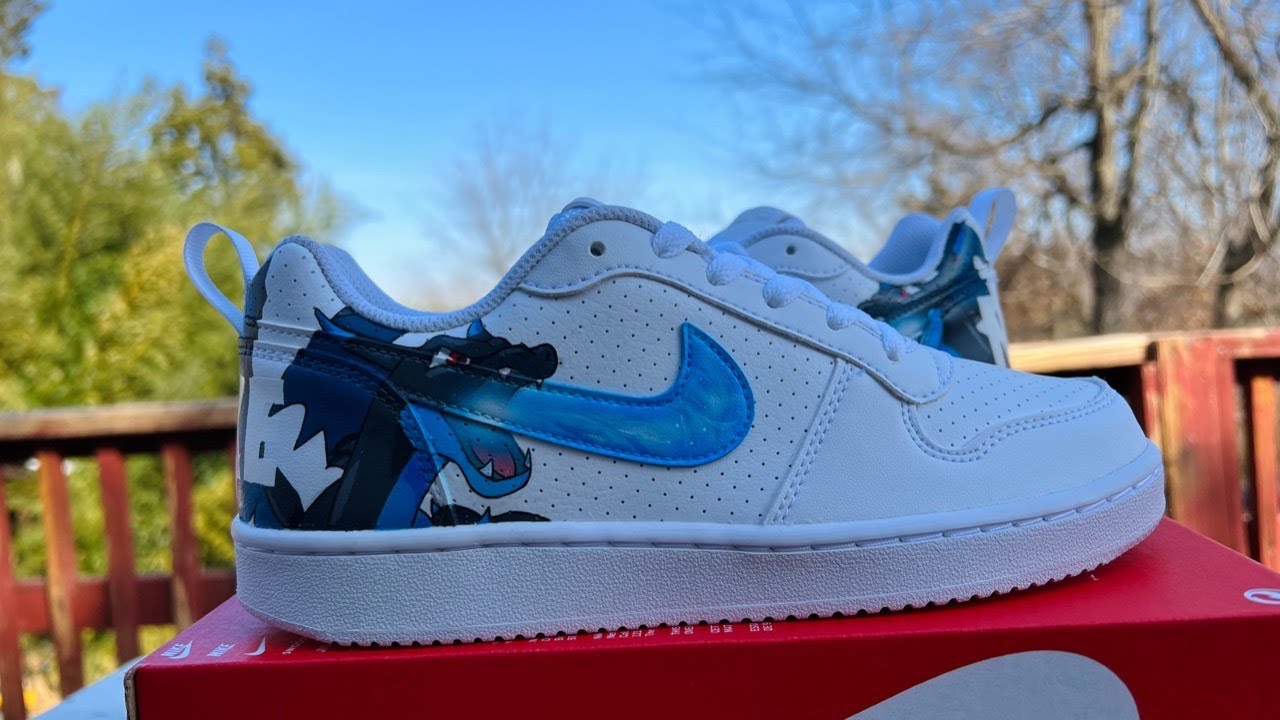 charizard nike