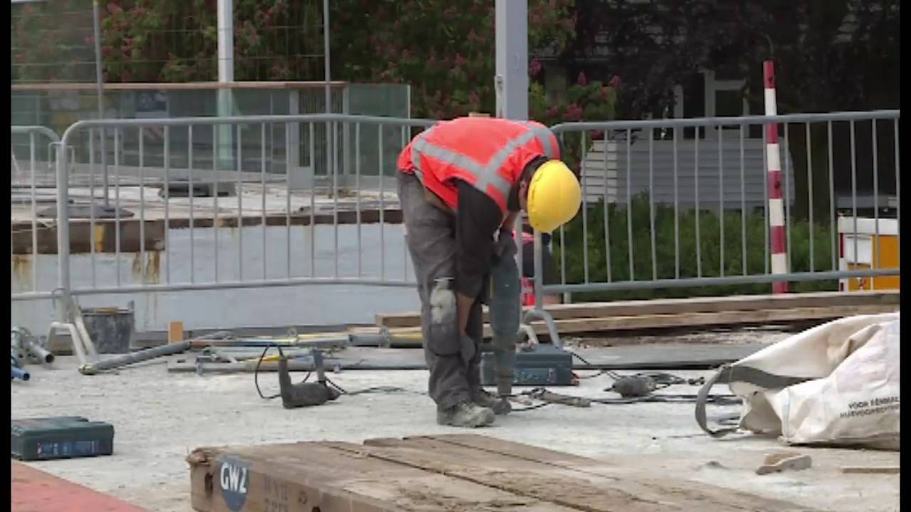 Julianabrug opnieuw in Alphen aan den Rijn gearriveerd