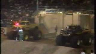 1990 Tnt Monster Trucks - Albuquerque, Nm Show 1 - Part 3