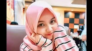 Kumpulan foto wanita cantik berhijab terpopuler di Indonesia