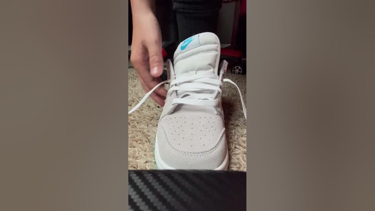 How to lace loose lace nike dunks - YouTube