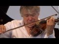 Capture de la vidéo Didier Lockwood Avec André Ceccarelli Au Parc Floral De Vincennes - 8 Juin 2014
