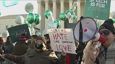 SCOTUS rules in favor of web designer in LGBTQ+ case