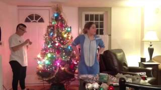 Tree Decorating '14 Time-Lapse by karner_71 393 views 9 years ago 50 seconds