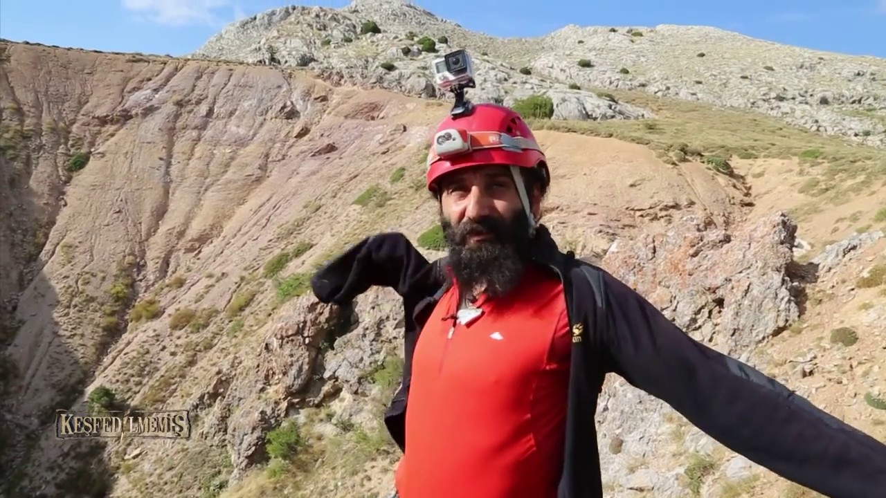 Isparta yalvac yarikkaya koyu karga kuyusu