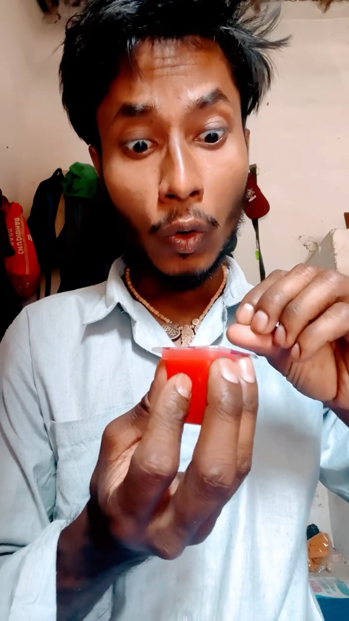 You need to use a spoon to eat the candy easily #bushcraft