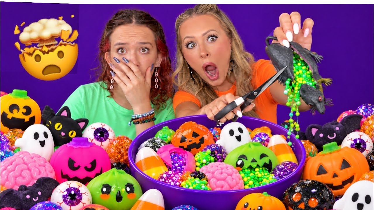 CUTTING OPEN VIRAL HALLOWEEN SQUISHIES 😱🕷🧠 #oddlysatisfying #squishy #halloween #trending #viral