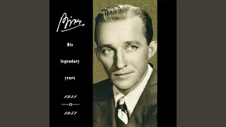 Video thumbnail of "Bing Crosby - Dancing In The Dark"