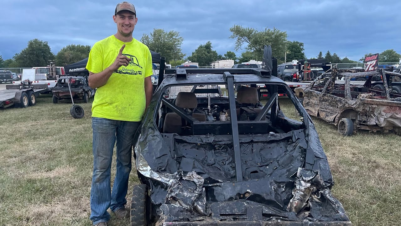 Effingham County Demo Derby! Teutopolis 2019 Grad Brayden Will wins 1st