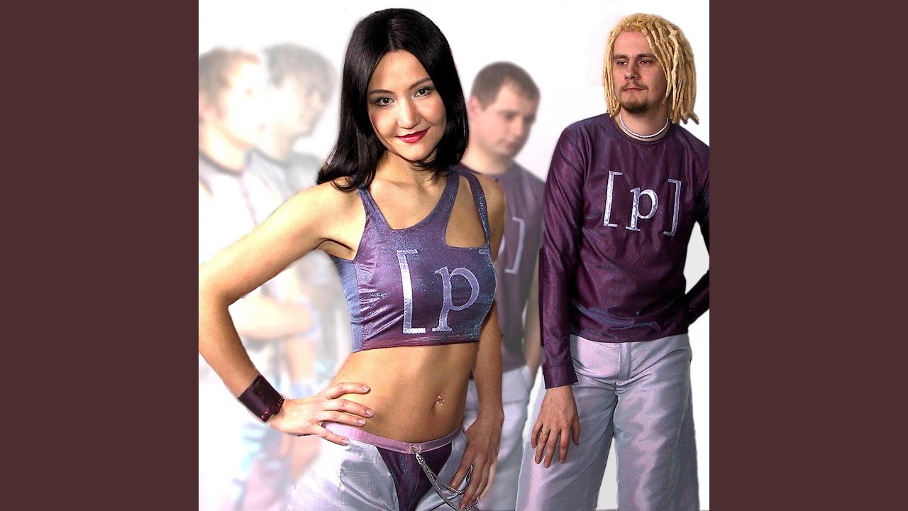 Obejrzyj Adore Yourself w YouTube Obejrzyj Adore Yourself w YouTube