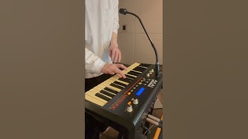 AKAI MINIAK Virtual Analog Synthesizer and Vocoder #akaiminiak #synthesizer #vintagesynth #brunomars