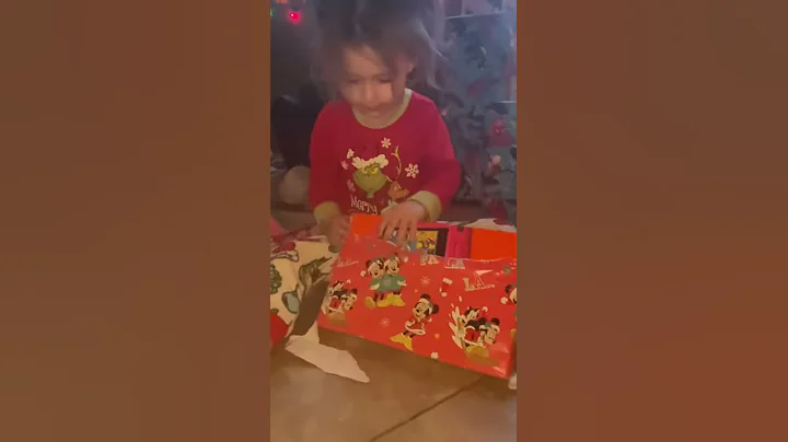 Avas heartwarming gift from Santa #christmas #sant...