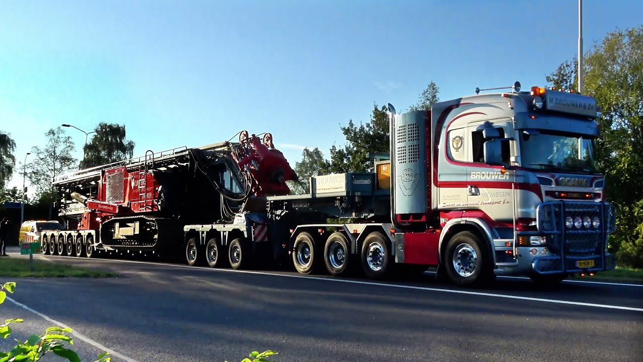 Truckstar Special Transport Festival and US Truck Show 2024 with Open Pipes and Heavy Loads