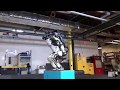 Обновленный робот Atlas из Boston Dynamics(озвучка, много мата)