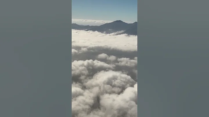 SuesJourney-Flyi...  high out of Ontario Ca.
