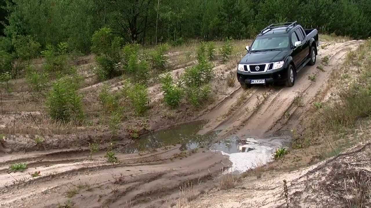 Nissan pathfinder w terenie #8