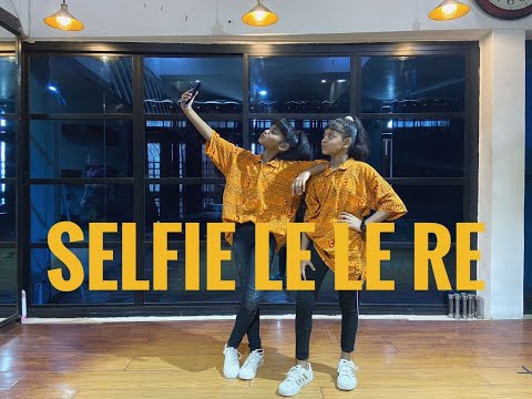 Selfie Le Le Re / Salman Khan / Bajrangi Bhaijaan