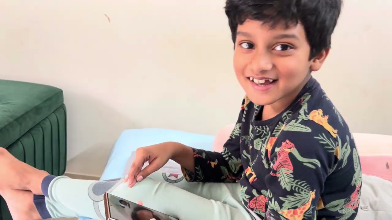 Ma tumi kobe asba amra tomake onek miss kori🙂(Daily-VLOG)