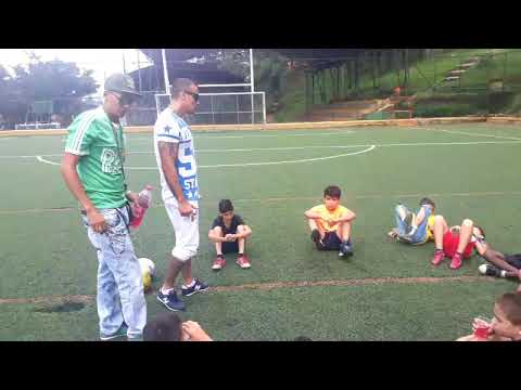 semillero de Fútbol Fundación Mas Arte menos violencia camera iphone 8 plus apk