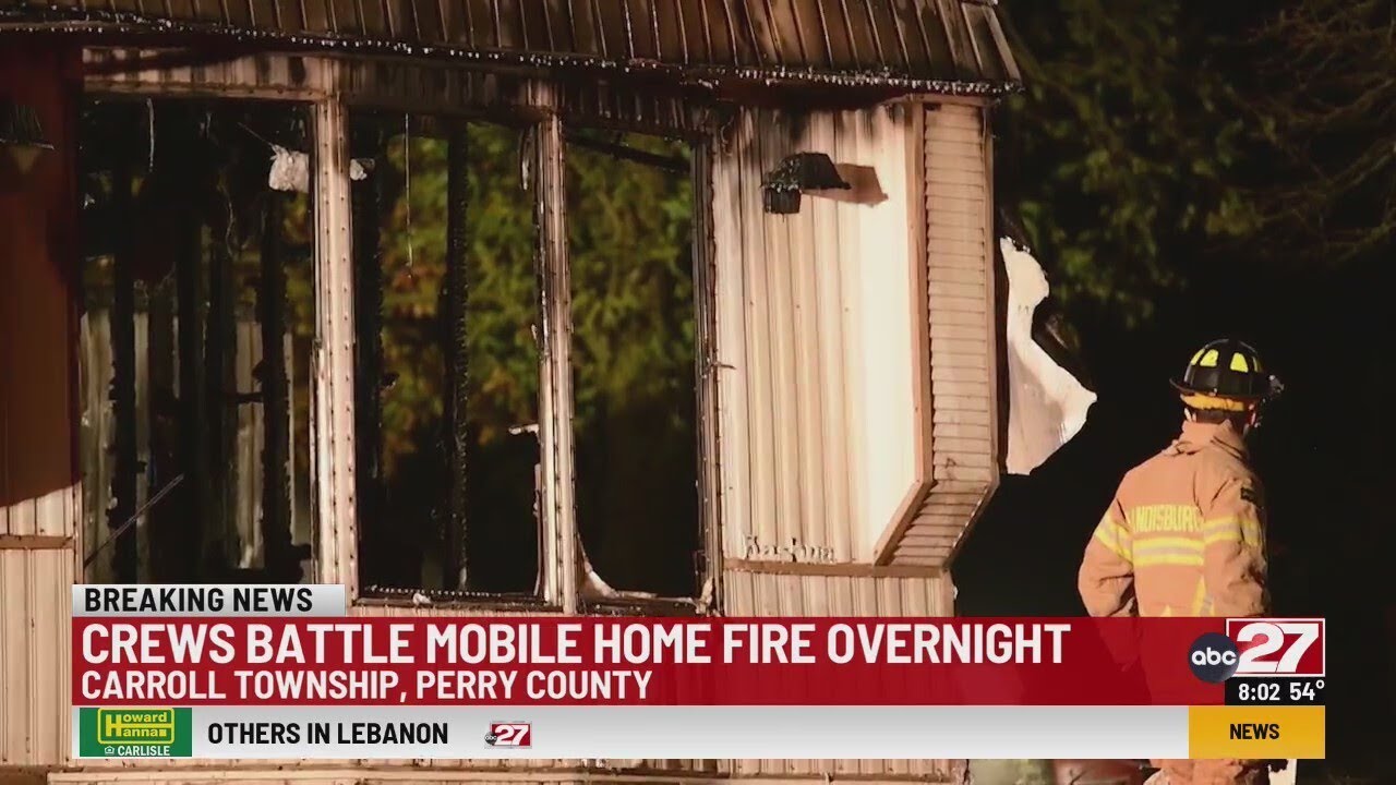 Crews battle overnight mobile home fire in Perry County - YouTube